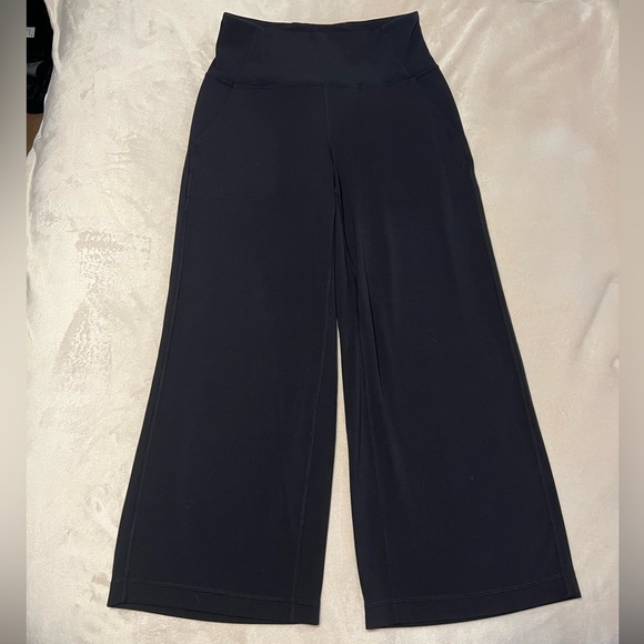 Lululemon Align Wide Leg Crop 23’’ - Size 6 - Picture 4 of 7